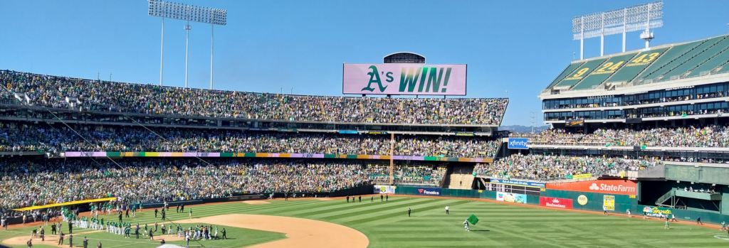 Oakland A's last game at Coliseum — A's wi